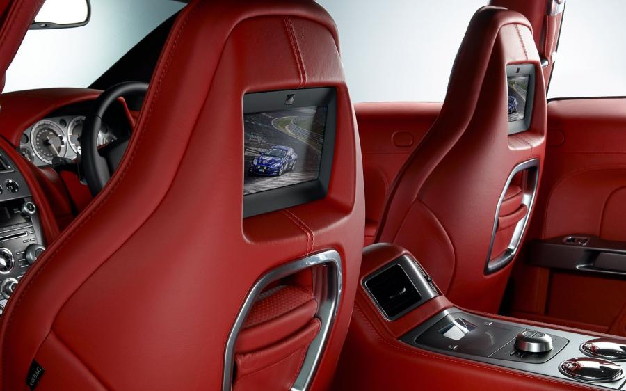 Интерьер Aston Martin Rapide Luxe 2011 года  (фото 6 из 8)